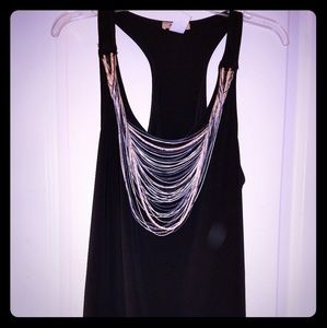 String necklace detail tank top